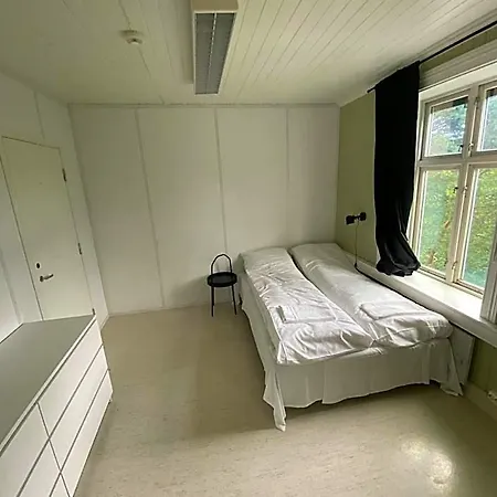 Budget Hostel *